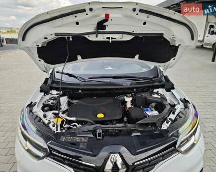 Белый Рено Kadjar, объемом двигателя 1.46 л и пробегом 184 тыс. км за 16500 $, фото 82 на Automoto.ua