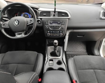 Білий Рено Kadjar, об'ємом двигуна 1.5 л та пробігом 210 тис. км за 17200 $, фото 5 на Automoto.ua