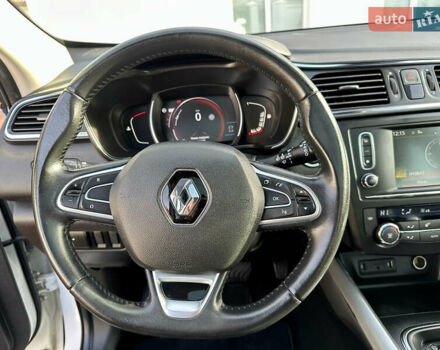 Белый Рено Kadjar, объемом двигателя 1.5 л и пробегом 230 тыс. км за 16000 $, фото 85 на Automoto.ua