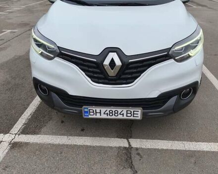 Белый Рено Kadjar, объемом двигателя 1.46 л и пробегом 100 тыс. км за 17500 $, фото 1 на Automoto.ua