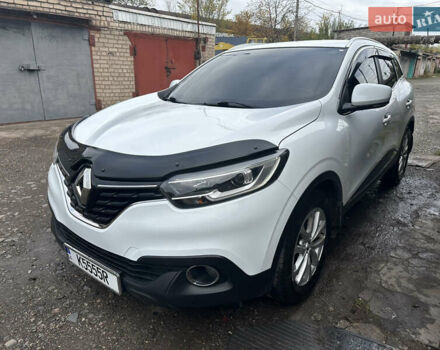 Белый Рено Kadjar, объемом двигателя 1.5 л и пробегом 249 тыс. км за 15700 $, фото 2 на Automoto.ua