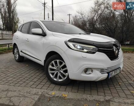 Белый Рено Kadjar, объемом двигателя 1.46 л и пробегом 210 тыс. км за 17200 $, фото 4 на Automoto.ua