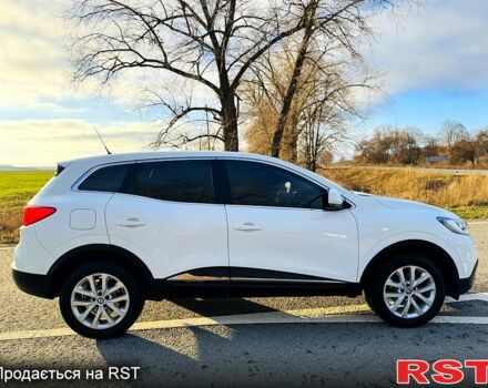 Белый Рено Kadjar, объемом двигателя 16 л и пробегом 49 тыс. км за 16800 $, фото 1 на Automoto.ua