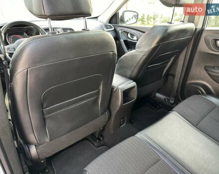 Белый Рено Kadjar, объемом двигателя 1.5 л и пробегом 230 тыс. км за 16000 $, фото 50 на Automoto.ua