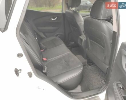 Белый Рено Kadjar, объемом двигателя 1.46 л и пробегом 210 тыс. км за 17200 $, фото 17 на Automoto.ua