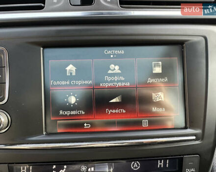 Белый Рено Kadjar, объемом двигателя 1.5 л и пробегом 230 тыс. км за 16000 $, фото 94 на Automoto.ua