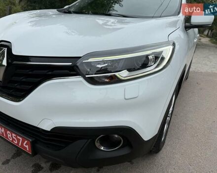 Белый Рено Kadjar, объемом двигателя 1.46 л и пробегом 192 тыс. км за 17700 $, фото 9 на Automoto.ua
