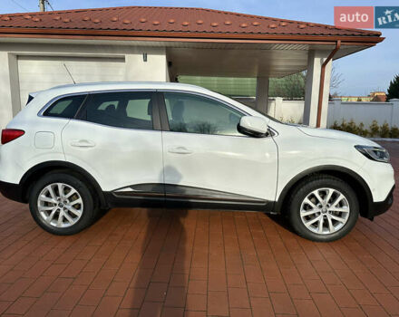 Белый Рено Kadjar, объемом двигателя 1.5 л и пробегом 230 тыс. км за 16000 $, фото 15 на Automoto.ua