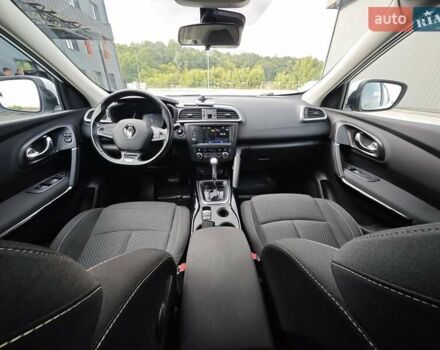 Белый Рено Kadjar, объемом двигателя 1.46 л и пробегом 184 тыс. км за 16500 $, фото 77 на Automoto.ua
