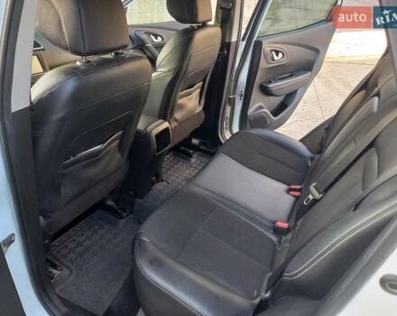 Белый Рено Kadjar, объемом двигателя 1.46 л и пробегом 134 тыс. км за 18000 $, фото 5 на Automoto.ua
