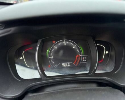 Белый Рено Kadjar, объемом двигателя 1.5 л и пробегом 202 тыс. км за 14700 $, фото 6 на Automoto.ua