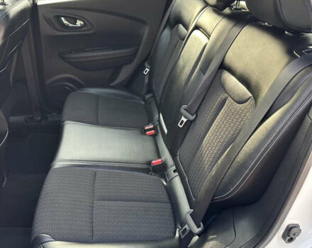 Белый Рено Kadjar, объемом двигателя 1.5 л и пробегом 230 тыс. км за 16000 $, фото 49 на Automoto.ua