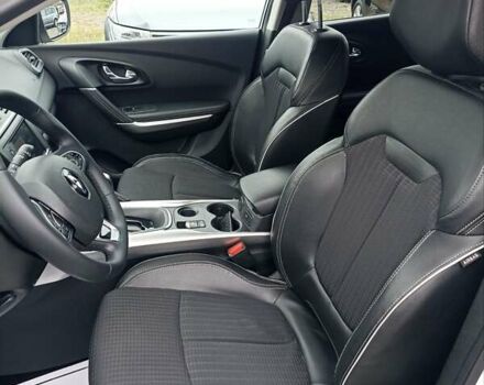 Белый Рено Kadjar, объемом двигателя 1.46 л и пробегом 182 тыс. км за 16800 $, фото 19 на Automoto.ua