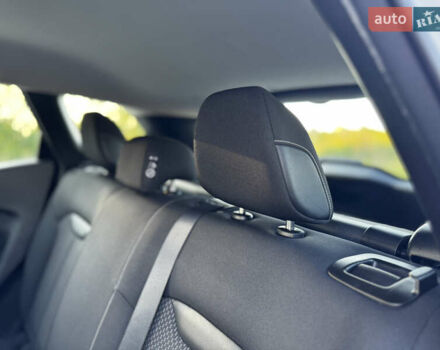 Белый Рено Kadjar, объемом двигателя 1.5 л и пробегом 155 тыс. км за 17700 $, фото 76 на Automoto.ua