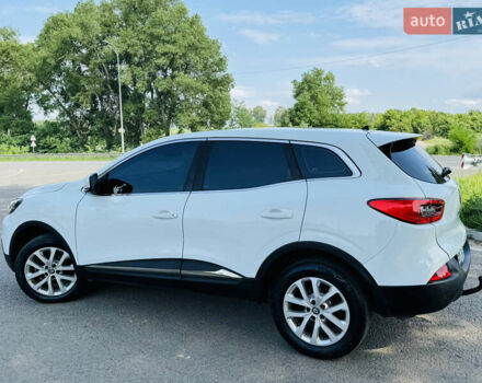 Белый Рено Kadjar, объемом двигателя 1.6 л и пробегом 67 тыс. км за 17200 $, фото 5 на Automoto.ua