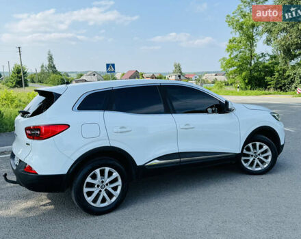 Белый Рено Kadjar, объемом двигателя 1.6 л и пробегом 67 тыс. км за 17200 $, фото 7 на Automoto.ua