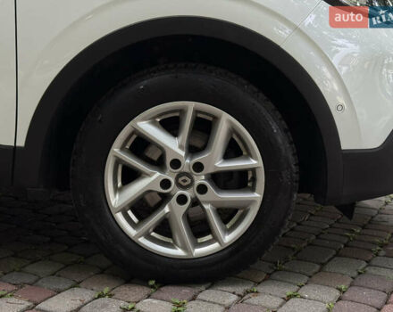 Белый Рено Kadjar, объемом двигателя 1.5 л и пробегом 182 тыс. км за 15500 $, фото 19 на Automoto.ua