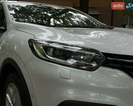 Белый Рено Kadjar, объемом двигателя 1.5 л и пробегом 182 тыс. км за 15500 $, фото 20 на Automoto.ua