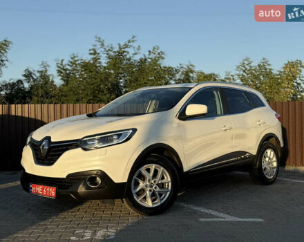 Белый Рено Kadjar, объемом двигателя 1.5 л и пробегом 219 тыс. км за 17250 $, фото 3 на Automoto.ua