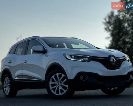 Белый Рено Kadjar, объемом двигателя 1.5 л и пробегом 155 тыс. км за 17700 $, фото 5 на Automoto.ua
