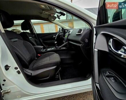 Білий Рено Kadjar, об'ємом двигуна 1.6 л та пробігом 245 тис. км за 15800 $, фото 72 на Automoto.ua