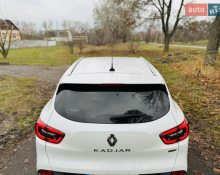 Белый Рено Kadjar, объемом двигателя 1.5 л и пробегом 67 тыс. км за 18500 $, фото 6 на Automoto.ua