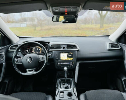 Белый Рено Kadjar, объемом двигателя 1.5 л и пробегом 67 тыс. км за 18500 $, фото 8 на Automoto.ua