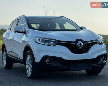 Белый Рено Kadjar, объемом двигателя 1.5 л и пробегом 155 тыс. км за 17700 $, фото 11 на Automoto.ua