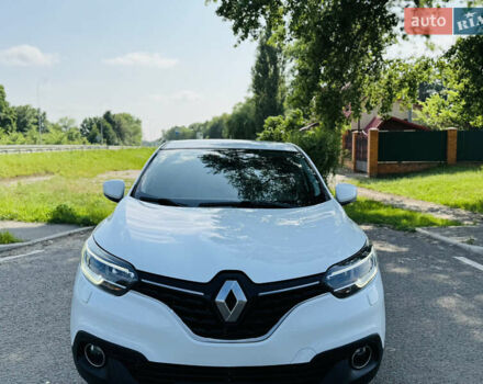 Белый Рено Kadjar, объемом двигателя 1.6 л и пробегом 67 тыс. км за 17200 $, фото 2 на Automoto.ua