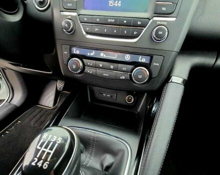 Білий Рено Kadjar, об'ємом двигуна 1.6 л та пробігом 245 тис. км за 15800 $, фото 80 на Automoto.ua