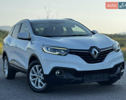 Белый Рено Kadjar, объемом двигателя 1.5 л и пробегом 155 тыс. км за 17700 $, фото 4 на Automoto.ua