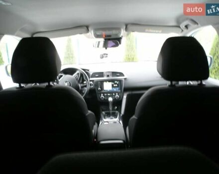 Белый Рено Kadjar, объемом двигателя 1.5 л и пробегом 230 тыс. км за 15500 $, фото 12 на Automoto.ua