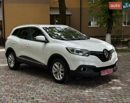 Белый Рено Kadjar, объемом двигателя 1.5 л и пробегом 182 тыс. км за 15500 $, фото 2 на Automoto.ua