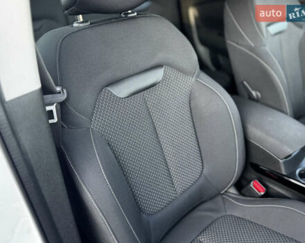 Белый Рено Kadjar, объемом двигателя 1.5 л и пробегом 155 тыс. км за 17700 $, фото 61 на Automoto.ua