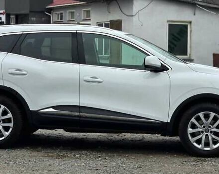 Білий Рено Kadjar, об'ємом двигуна 1.6 л та пробігом 245 тис. км за 15800 $, фото 8 на Automoto.ua