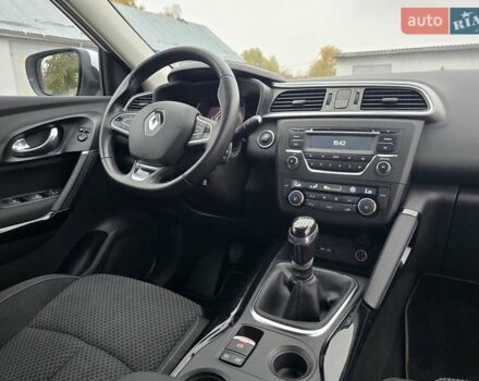 Білий Рено Kadjar, об'ємом двигуна 1.6 л та пробігом 245 тис. км за 15800 $, фото 76 на Automoto.ua
