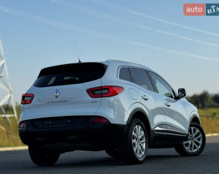 Белый Рено Kadjar, объемом двигателя 1.5 л и пробегом 155 тыс. км за 17700 $, фото 28 на Automoto.ua