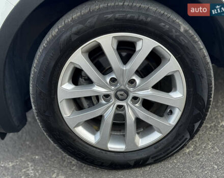 Белый Рено Kadjar, объемом двигателя 1.5 л и пробегом 155 тыс. км за 17700 $, фото 18 на Automoto.ua