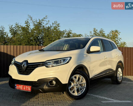 Белый Рено Kadjar, объемом двигателя 1.5 л и пробегом 219 тыс. км за 17250 $, фото 1 на Automoto.ua