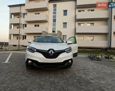 Белый Рено Kadjar, объемом двигателя 1.6 л и пробегом 146 тыс. км за 16399 $, фото 18 на Automoto.ua