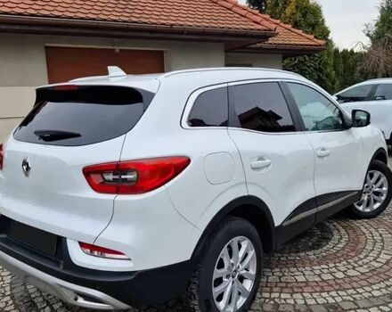 Білий Рено Kadjar, об'ємом двигуна 0.14 л та пробігом 64 тис. км за 14000 $, фото 2 на Automoto.ua