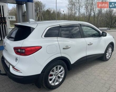 Белый Рено Kadjar, объемом двигателя 1.46 л и пробегом 132 тыс. км за 19200 $, фото 5 на Automoto.ua