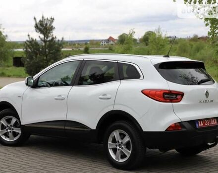 Белый Рено Kadjar, объемом двигателя 1.5 л и пробегом 152 тыс. км за 17800 $, фото 40 на Automoto.ua