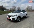 Белый Рено Kadjar, объемом двигателя 1.5 л и пробегом 183 тыс. км за 17800 $, фото 1 на Automoto.ua
