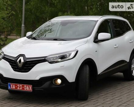 Белый Рено Kadjar, объемом двигателя 1.5 л и пробегом 152 тыс. км за 17800 $, фото 43 на Automoto.ua