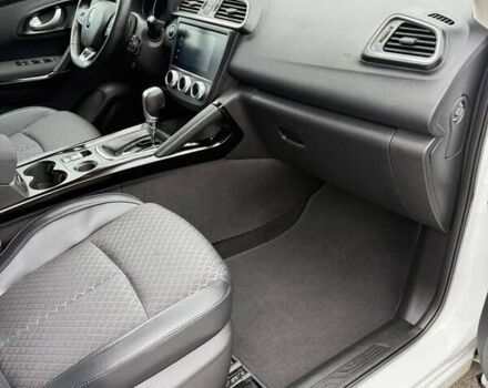 Белый Рено Kadjar, объемом двигателя 1.5 л и пробегом 116 тыс. км за 18300 $, фото 46 на Automoto.ua