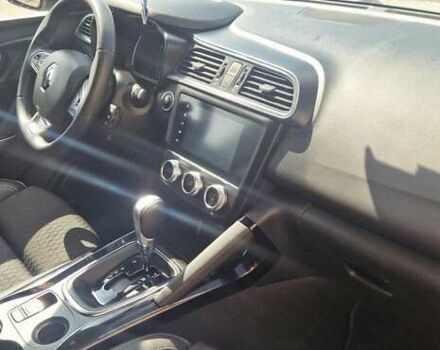 Белый Рено Kadjar, объемом двигателя 1.46 л и пробегом 181 тыс. км за 18000 $, фото 12 на Automoto.ua