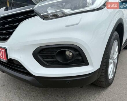Белый Рено Kadjar, объемом двигателя 1.5 л и пробегом 116 тыс. км за 18300 $, фото 14 на Automoto.ua