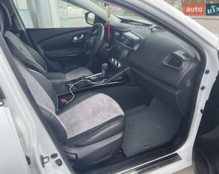 Белый Рено Kadjar, объемом двигателя 1.46 л и пробегом 132 тыс. км за 19200 $, фото 13 на Automoto.ua