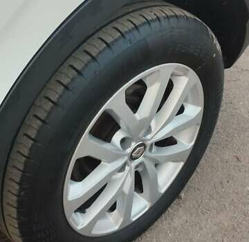 Белый Рено Kadjar, объемом двигателя 1.5 л и пробегом 103 тыс. км за 18800 $, фото 13 на Automoto.ua